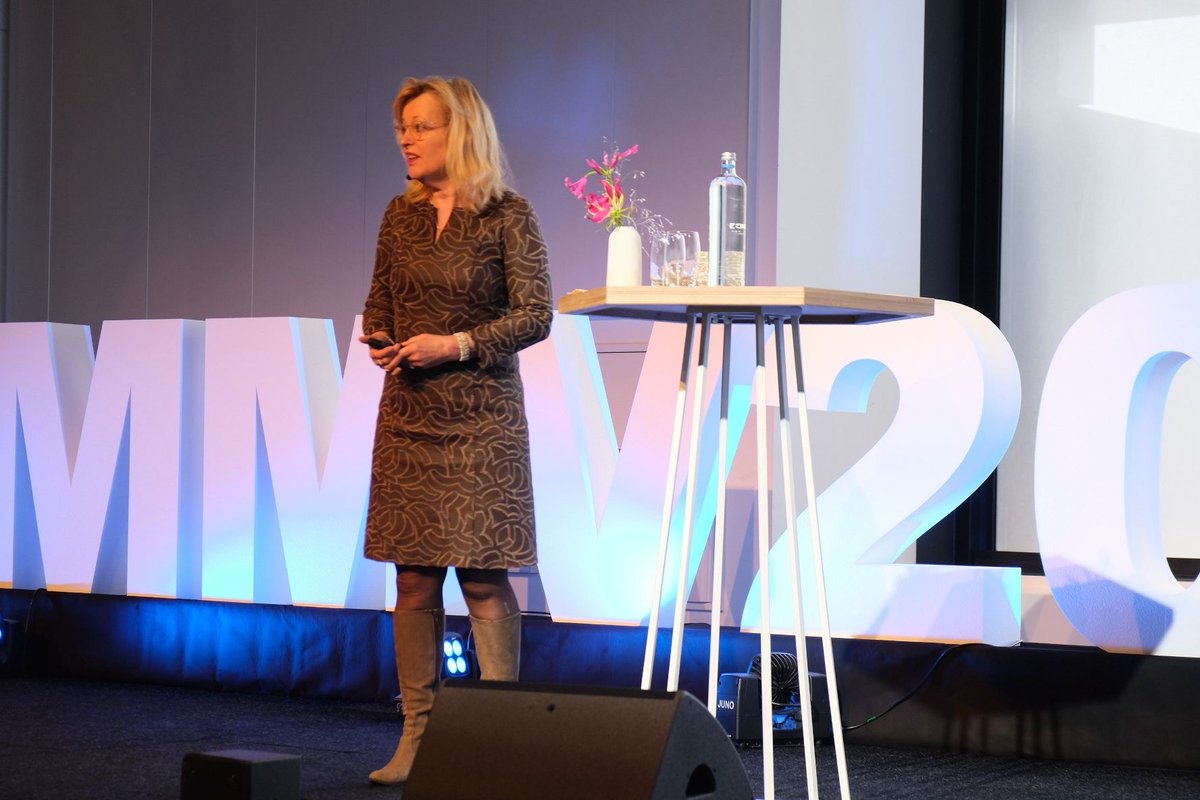 Ruim baan voor de nieuwe dokter. Wat is daarvoor nodig? Jet Bussemaker schetst haar toekomstvisie voor de zorg en de opleiding. #mmv2023 #medischevervolgopleidingen