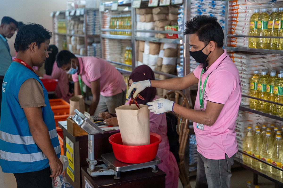 🇺🇸 is providing $87 million in additional humanitarian assistance through @USAID to provide critically needed food and nutrition assistance to Rohingya refugees and support for host communities in Bangladesh.