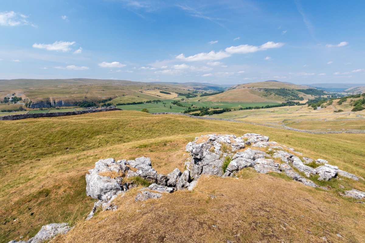 Walk: Limestone Walking in Wharfedale - Conistone Dib & Conistone Pie, 7 miles: yorkshire.com/walking/walk-l… #walks #YORKSHIRE