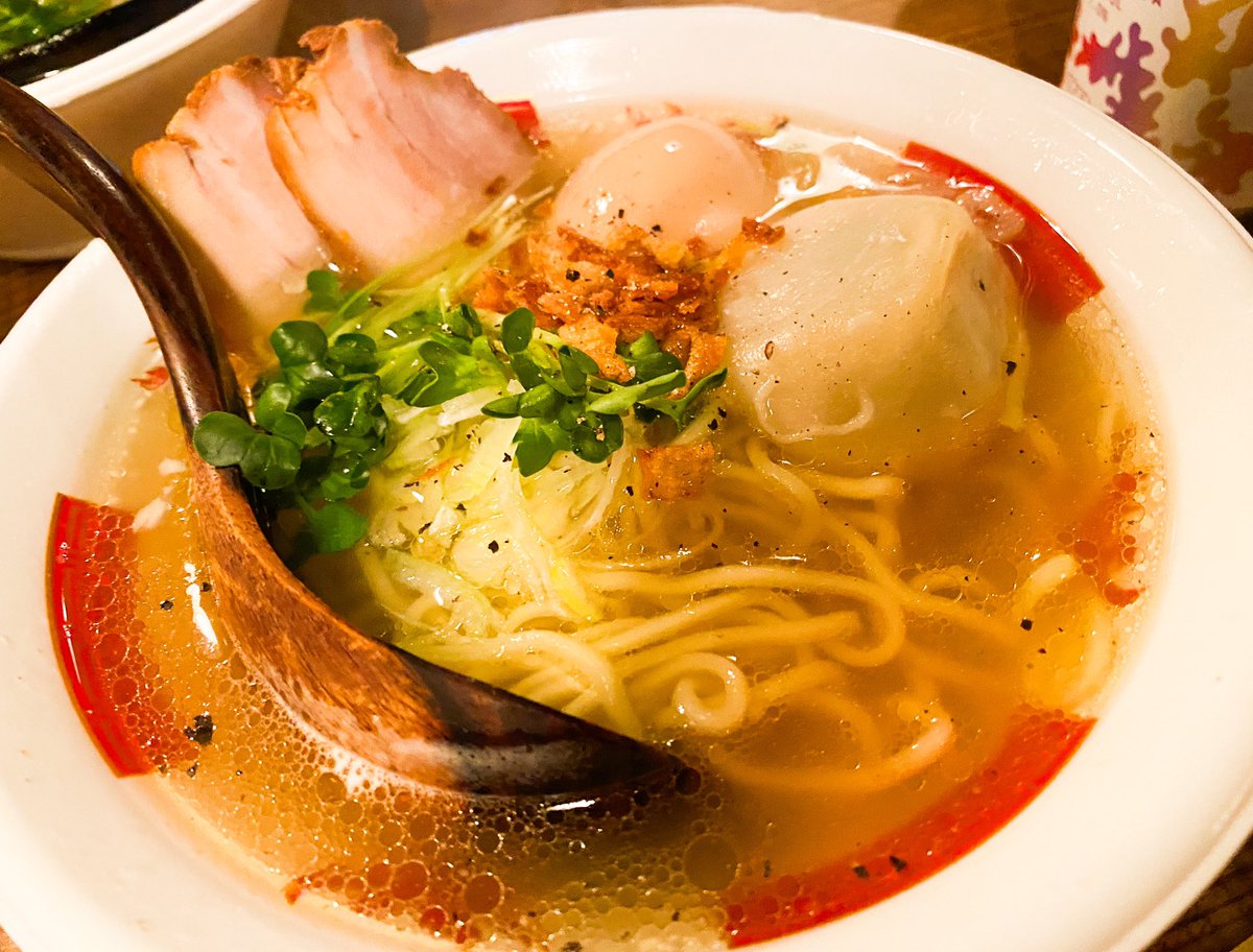 ba_of_wine's tweet photo. シェフの気まぐれ屋台風塩ラーメン🍜🔥

Track Brewing CompanyのDreaming Of...と素晴らしいマリアージュ🍺

生産地:イングランド・マンチェスター🇬🇧
DDHヘイジーIPA
アルコール:7.0%
#屋台ラーメン #ビール #ペアリング https://t.co/1AKkKEGHQt