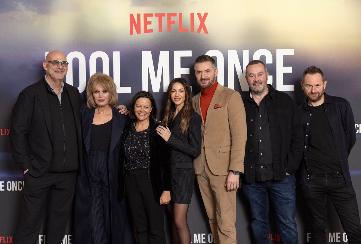 Press launch for brand new #FoolMeOnce coming to <a href="/NetflixUK/">Netflix UK & Ireland</a> 1st January cc: @QuayStreetProd_ <a href="/HarlanCoben/">Harlan Coben</a> Danny Brocklehurst and fabulous cast <a href="/michkeegan/">michelle keegan</a> <a href="/RCArmitage/">Richard Armitage</a> and Joanna Lumley 📺