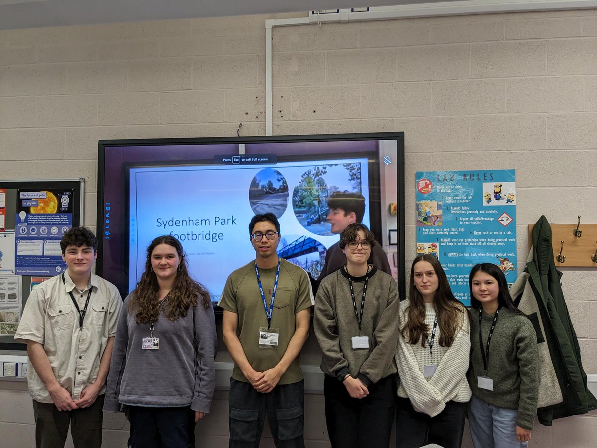 CityZen Engineering Competition

5 students from Year 12 have taken part this term in the CityZen Engineering Competition run by the Institute of Civil Engineers. Well done to all who took part!