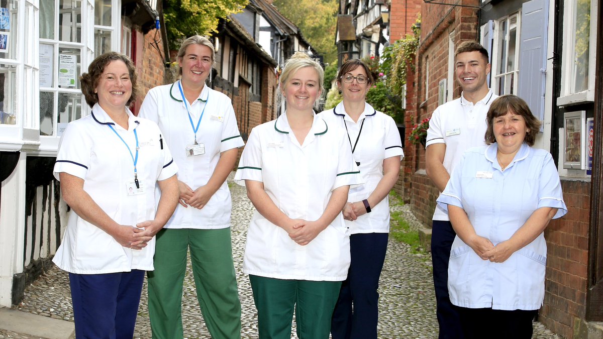 We have exciting band 6 opportunities in our service to join our community hospital teams in Leominster & Ross drop us a DM if you would like further information or see NHS jobs for details 💚🤩