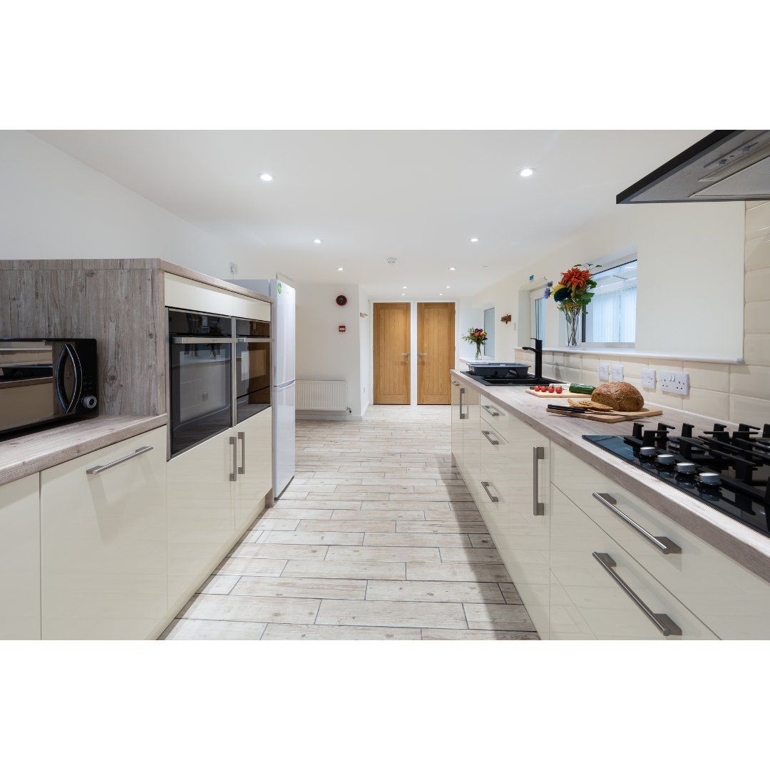 SBCProperty's tweet image. Oasis House &amp;amp; Apartment 
Falmouth, Cornwall TR11 2EG 

• A thoroughly refurbished guest house enjoying a prominent trading location in the bustling harbour resort of Falmouth 
• Turnover in the region of £130,000 on a room only basis
📞01872 245819
📧russell@sbcproperty.com