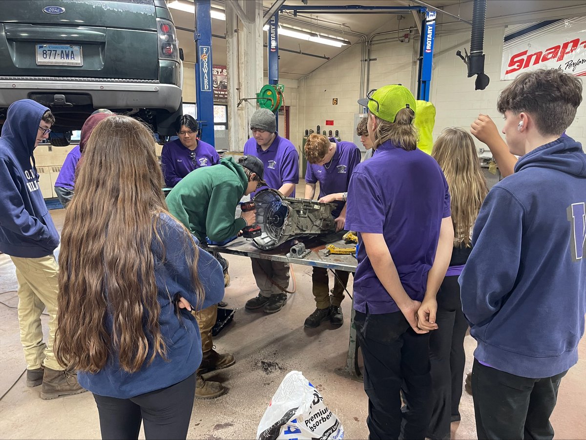 Senior Auto students taking apart a 10 speed transmission donated from Torrington Ford. Without businesses donating essential items such as this we wouldn't be able to get our students ready for the future. Thank you to @TorringtonFord !