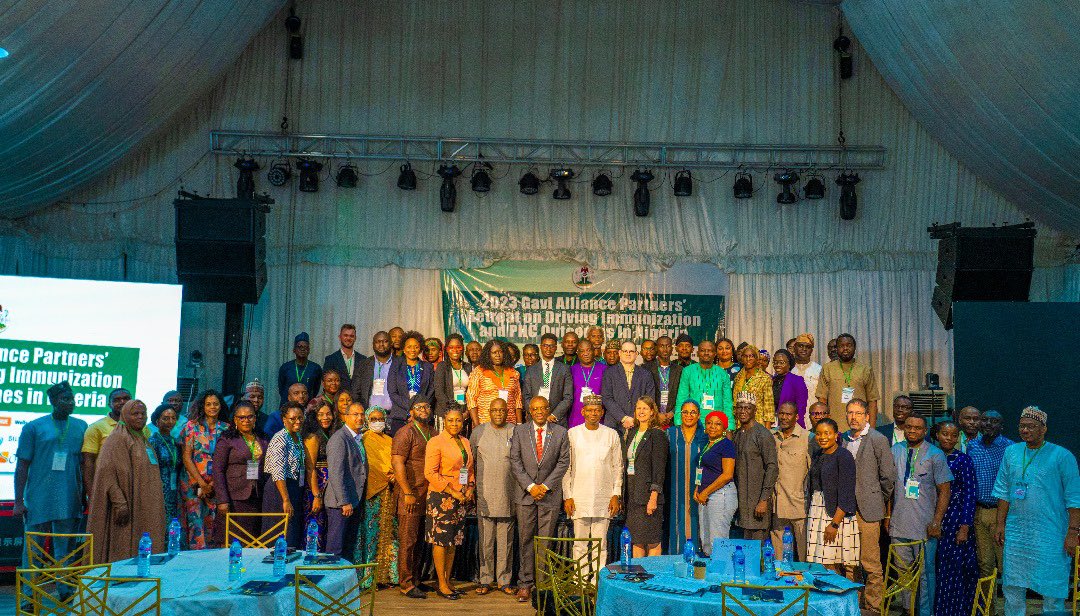 Today I joined @Muyi_Aina ED/CEO @NphcdaNG and @gavi partners as we embark on a three days retreat to draw our path in support of health sector renewal Compact, just a day after @NGRPresident unveiled the new blueprint to accelerate health for #UHC by 2030