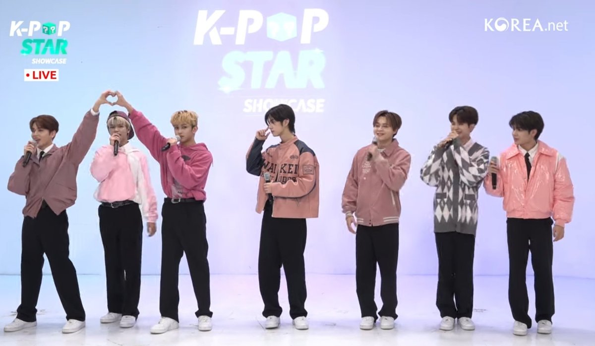 Anchors! To those who haven't watched yet! Kpop Star Showcase ft. HORI7ON 💙

Link: youtu.be/xKHoWKdtq8Y?si…

#HORI7ON #호라이즌