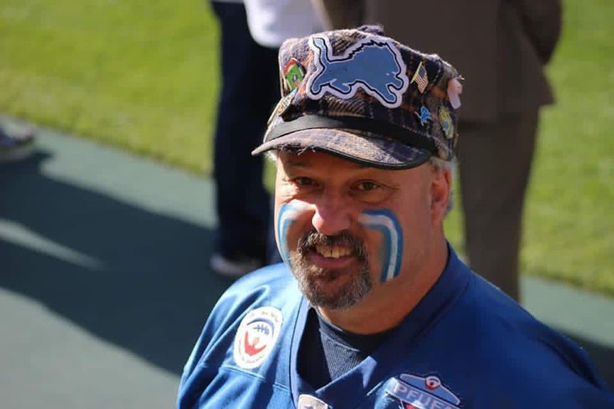 blue_jeep's tweet photo. Today would have been my Dad’s 65th Birthday. Big win coming this weekend. 💙🤍
#oneprideforever https://t.co/kqavc7SyLF