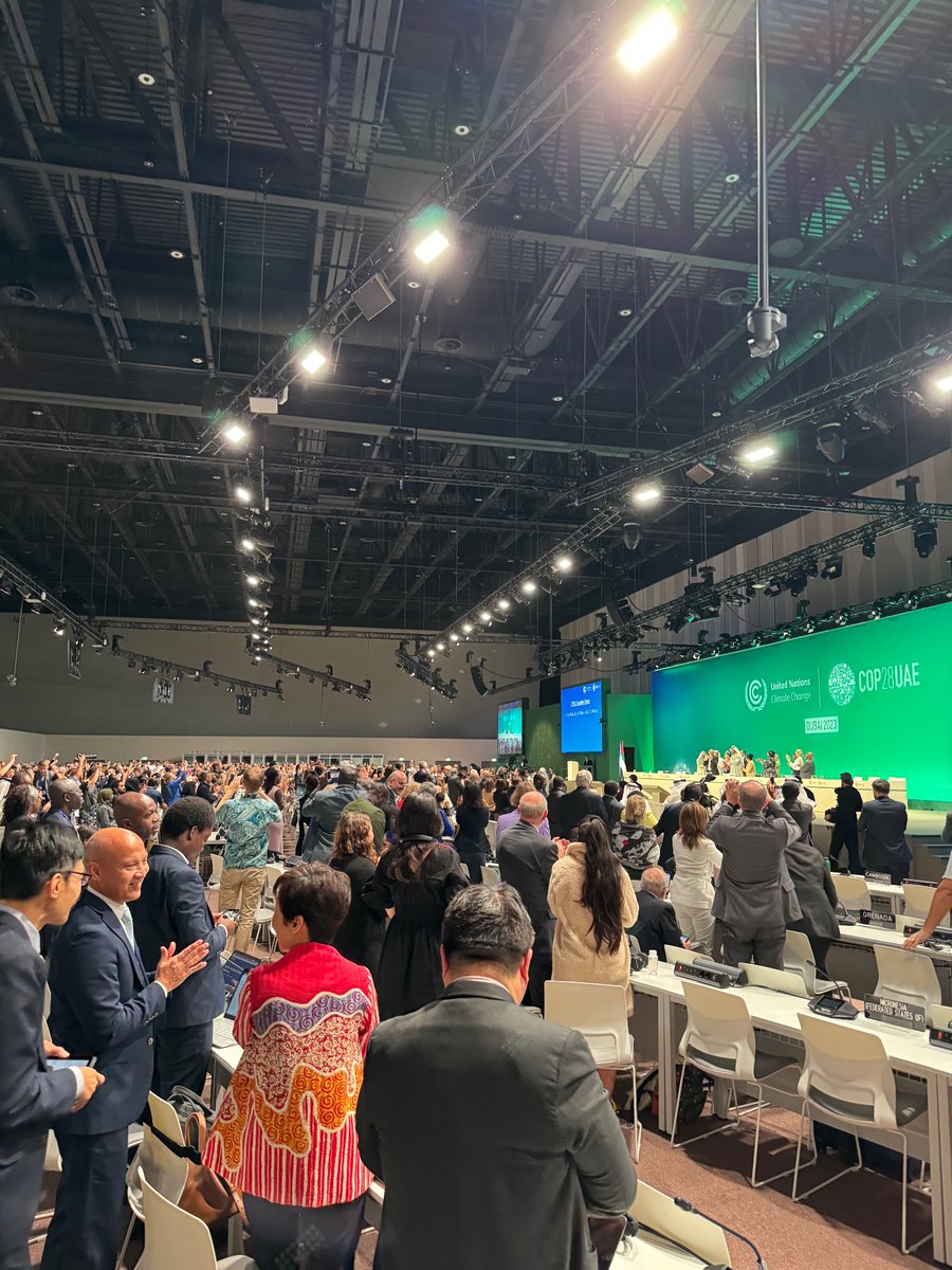 On the way back from #COP28 - after two intense weeks of negotiations on mitigation for the 🇪🇺 now further onwards and upwards in this critical decade 💪 <a href="/EUClimateAction/">EU Climate Action</a>