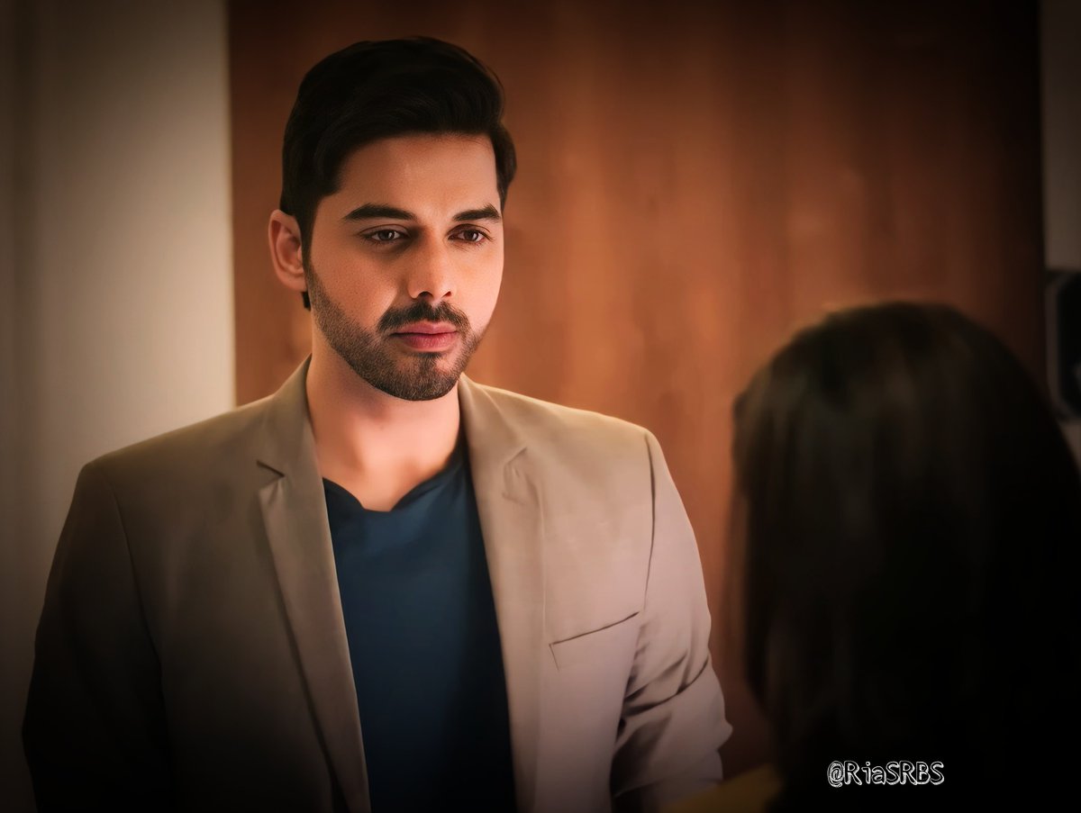 RiaSRBS's tweet image. Katha: &quot;Aarav ki chinta karna woh bhi aise mere alawa jiska kaam tha woh toh ab nehi rahe, My husband. And obviously unki jagah toh koi aur le nehi sakta.&quot;

Idk why but for a sec, I felt so bad for Ehsan here!🙁

#KathaAnkahee #Katha #Ehsan