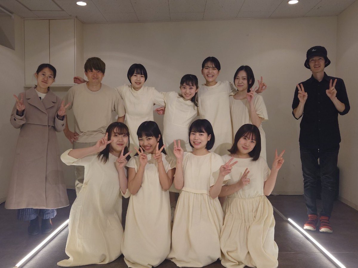 #ちはる塾
#明日もう君に会えない
終演しました！
この座組の皆さんと出会えたこと、一緒に歩めたこと何より幸せです✌︎これからもっともっと頑張りたいと刺激を沢山貰いました。
有難うございました！！💐