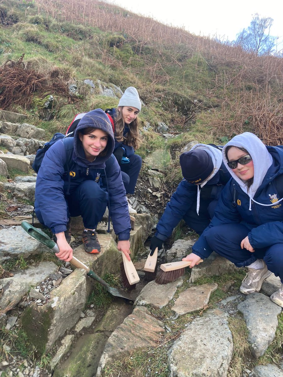 What a glorious day on Loughrigg, and the #brilliantbutterflies are learning loads about erosion thanks to lovely  Ruth @fixthefells @Robertson_Sed