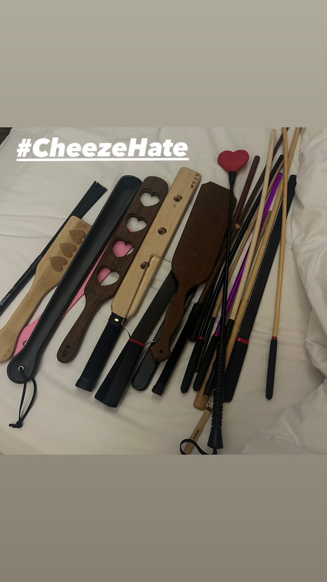 오랜만에 플 다양한 도구들은 펨키분이 가져오셨네 ☺️

#일플 #멜커 #스팽 #펨키 #패들 #케인