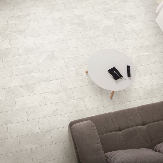 Available in four neutral colors, the American-made Futura series offers a soft contemporary look. It also comes in a 24 x 24 2cm paver with R11 Anti-Slilp Finish for additional exterior design possibilities. Click here to learn more: ecs.page.link/FDyod

#arizonatile