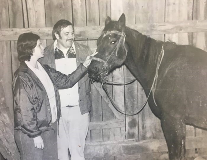 I wrote about this wild story a few years back, but I have collected more information/images since and have updated it. If you aren’t familiar with it, have a read.

The Remarkable Tale of Fanfreluche: The American Shergar Story. 

RTs appreciated. 

attheraces.com/blogs/kevin-bl…