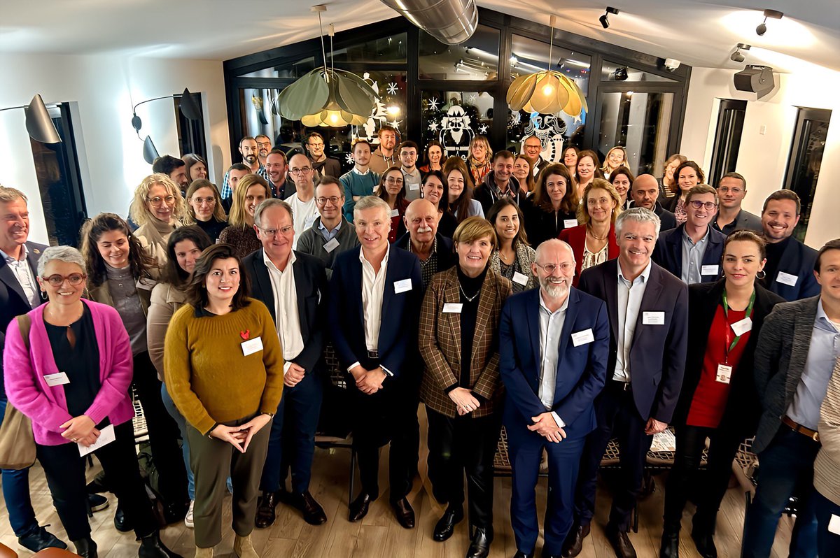Yann Bubien (@yannbubien) on Twitter photo 🤩🤩🤩Gros succès pour la 1ère Soirée numérique en santé de <a href="/station_e_sante/">Station E-Santé</a> ce soir en direct de <a href="/VilleDeBayonne/">VilleDeBayonne</a> avec <a href="/CHCoteBasque/">CH Côte Basque</a> + <a href="/CHUBordeaux/">CHU de Bordeaux</a> avec <a href="/SylvieDURRUTY/">Sylvie DURRUTY</a> <a href="/Thomas_Grellety/">Thomas Grellety</a> @Paul_Louis <a href="/FillatreauGmail/">fillatreau christian</a> <a href="/FredericEspenel/">Frédéric ESPENEL</a> @S_Bricaud <a href="/JulieBoussuge/">Julie Boussuge-Roze</a> <a href="/GillesDLC/">Gilles Duluc</a> 🤩🤩🤩Gros succès pour la 1ère Soirée numérique en santé de <a href="/station_e_sante/">Station E-Santé</a> ce soir en direct de <a href="/VilleDeBayonne/">VilleDeBayonne</a> avec <a href="/CHCoteBasque/">CH Côte Basque</a> + <a href="/CHUBordeaux/">CHU de Bordeaux</a> avec <a href="/SylvieDURRUTY/">Sylvie DURRUTY</a> <a href="/Thomas_Grellety/">Thomas Grellety</a> @Paul_Louis <a href="/FillatreauGmail/">fillatreau christian</a> <a href="/FredericEspenel/">Frédéric ESPENEL</a> @S_Bricaud <a href="/JulieBoussuge/">Julie Boussuge-Roze</a> <a href="/GillesDLC/">Gilles Duluc</a>