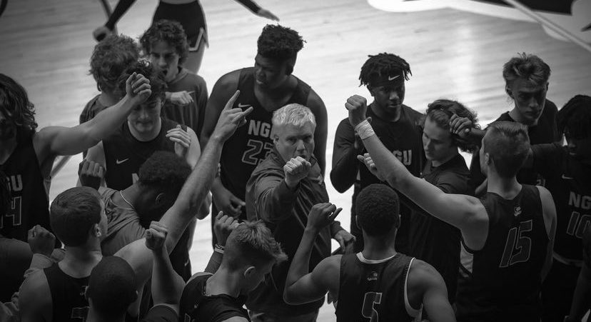 NGU Men’s Basketball (@ngumbb) on Twitter photo On the road again today for an early weekday tip against Chowan! Join us on the Conference Carolina’s Digital Network!
🆚Chowan University
📍Murfreesboro, NC
⏰4:00 pm
📺 conferencecarolinasdn.com/cuhawks/?B=810…
#ForTheVille //// <a href="/NGUAthletics_/">North Greenville University Athletics</a> On the road again today for an early weekday tip against Chowan! Join us on the Conference Carolina’s Digital Network!
🆚Chowan University
📍Murfreesboro, NC
⏰4:00 pm
📺 conferencecarolinasdn.com/cuhawks/?B=810…
#ForTheVille //// <a href="/NGUAthletics_/">North Greenville University Athletics</a>