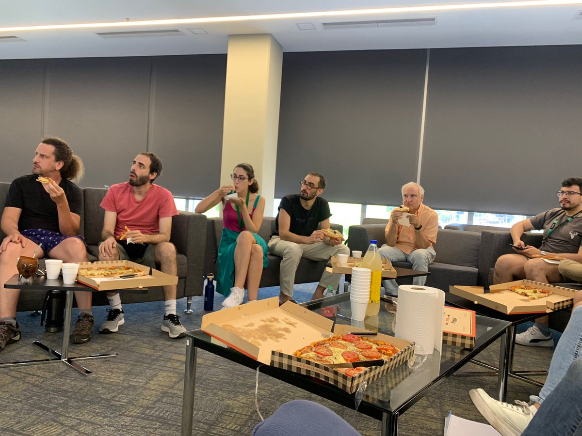 ChemSimUBA (@chemsimuba) on Twitter photo Ayer tuvimos un seminario de lujo desde el otro lado del océano! <a href="/InakiTunon/">Iñaki Tuñón</a> y Carlos Ramos nos compartieron sus avances en el desarrollo de Strings, un método para encontrar caminos de mínima energía libre. Y también comimos pizza 🍕 Ayer tuvimos un seminario de lujo desde el otro lado del océano! <a href="/InakiTunon/">Iñaki Tuñón</a> y Carlos Ramos nos compartieron sus avances en el desarrollo de Strings, un método para encontrar caminos de mínima energía libre. Y también comimos pizza 🍕