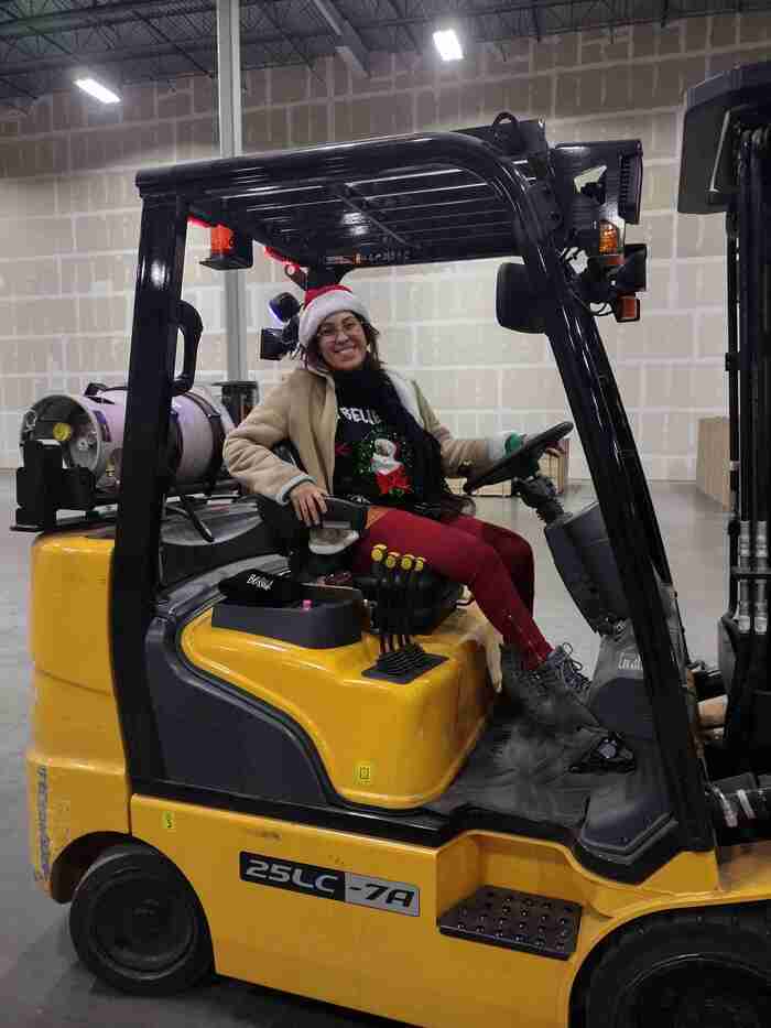 Elevating holiday spirits one forklift ride at a time! 🎄🎅

#ChristmasLift #MerryChristmas #HappyHolidays #manufacturing