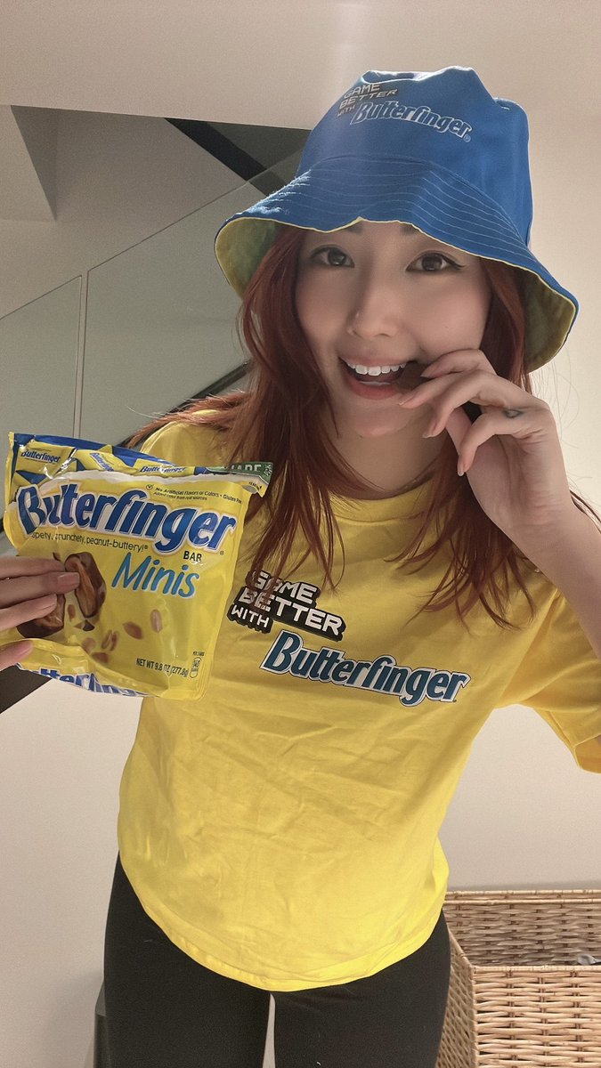 hellooooo cuties 🫶

today we're playing @finalfantasyvii at 1pm pst! Join the stream (and maybe even win some @Butterfinger prizes 👀)

twitch.tv/xchocobars

#ad #GameBetterWithButterfinger