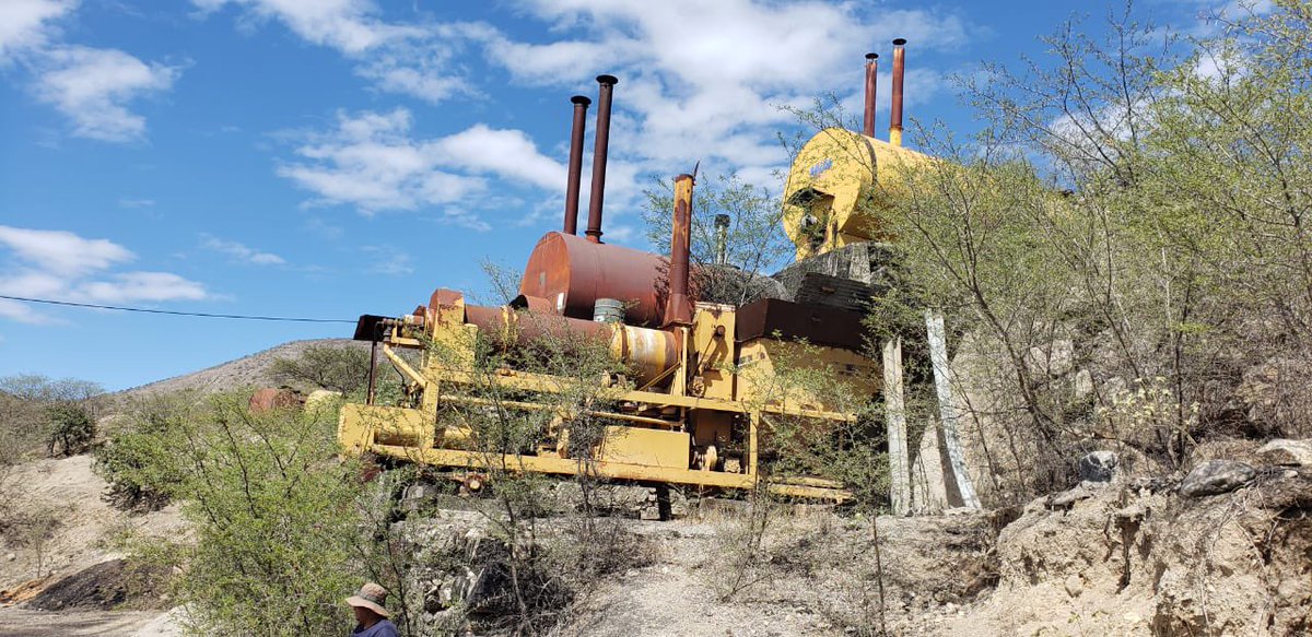 #Loja | Trabajamos articuladamente con el @GADCatamayo. 🤝 🚧 Recorrimos la planta trituradora El Tingo, un sistema que permite contar con material para realizar mantenimiento vial. ➡️ 100.000 habitantes de la zona se benefician. #ElNuevoEcuador