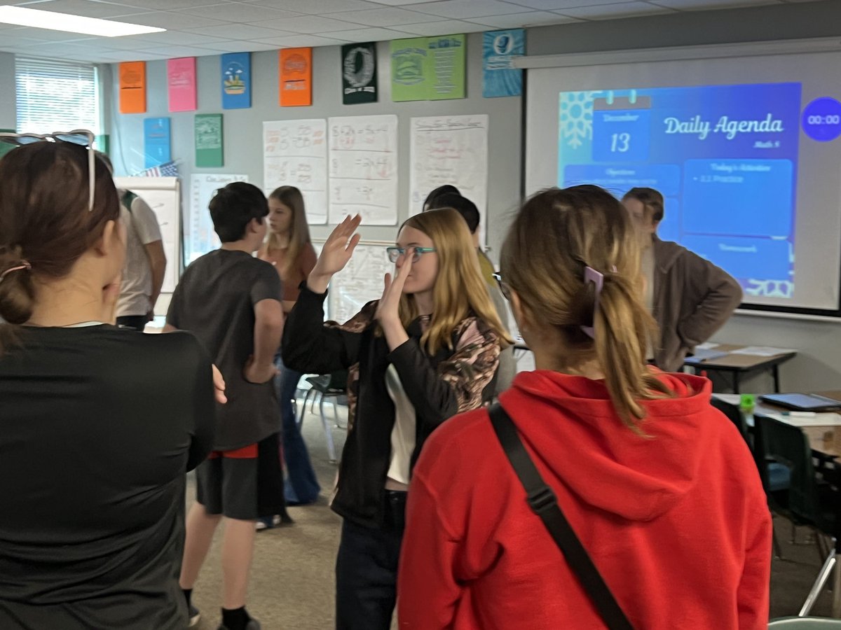 EllisBenjaminP's tweet image. “Backs to Front” practice Math 8. Kids did a great job using math talk to describe geometry vocabulary. #OCSRocks