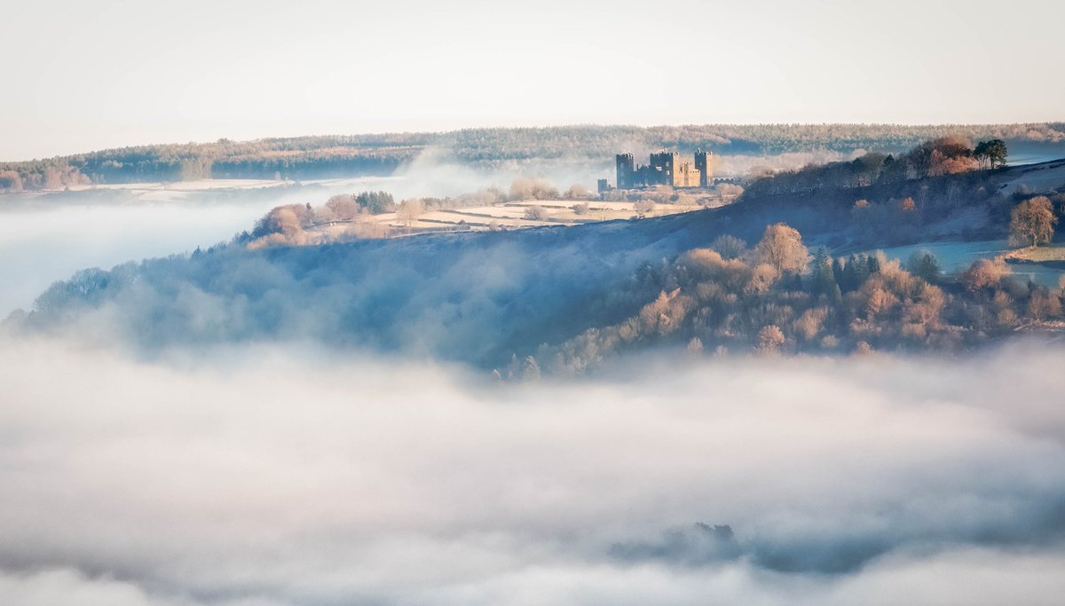 Riber Castle, Matlock

#wexmondays #appicoftheweek #inversion #visitpeakdistrict