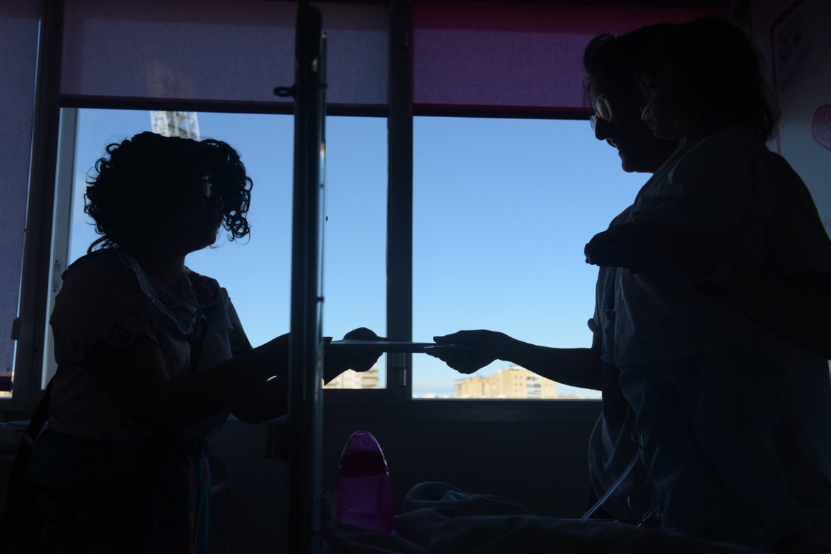 SalonComicZgz's tweet image. El Salón del Cómic de Zaragoza realiza un año más la visita a hospitales de la ciudad que lleva realizándose desde 2014.
Contribuyen con tebeos Panini, Astiberri, Malavida, Aftercomic, Fandogamia, Barbarfiore editora, Tebeo de Piña, Adoquin, Ediciones Urano y Taj Mahal Cómics.