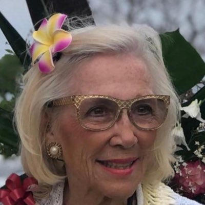 Amanda Cromwell tweet media