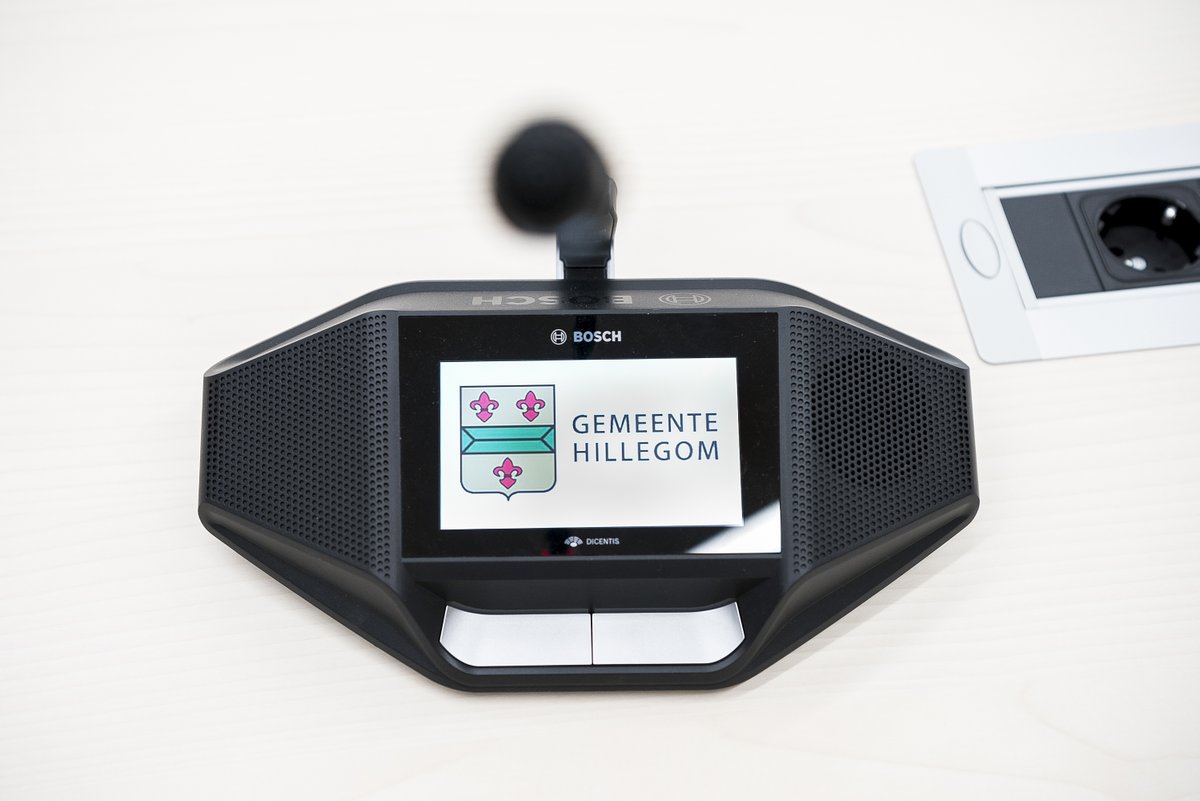 14 dec vergadert de gemeenteraad.  Volg de vergadering live via:  gemeenteraad.hillegom.nl/Vergaderingen/….
Op de agenda o.a:
- de beëdiging van een burgerlid
- verzoek interpellatie
- parkeerbeleidsplan en nota parkeernormen
Inspreken? Aanmelden kan tot morgen 12 uur via griffie@hillegom.nl