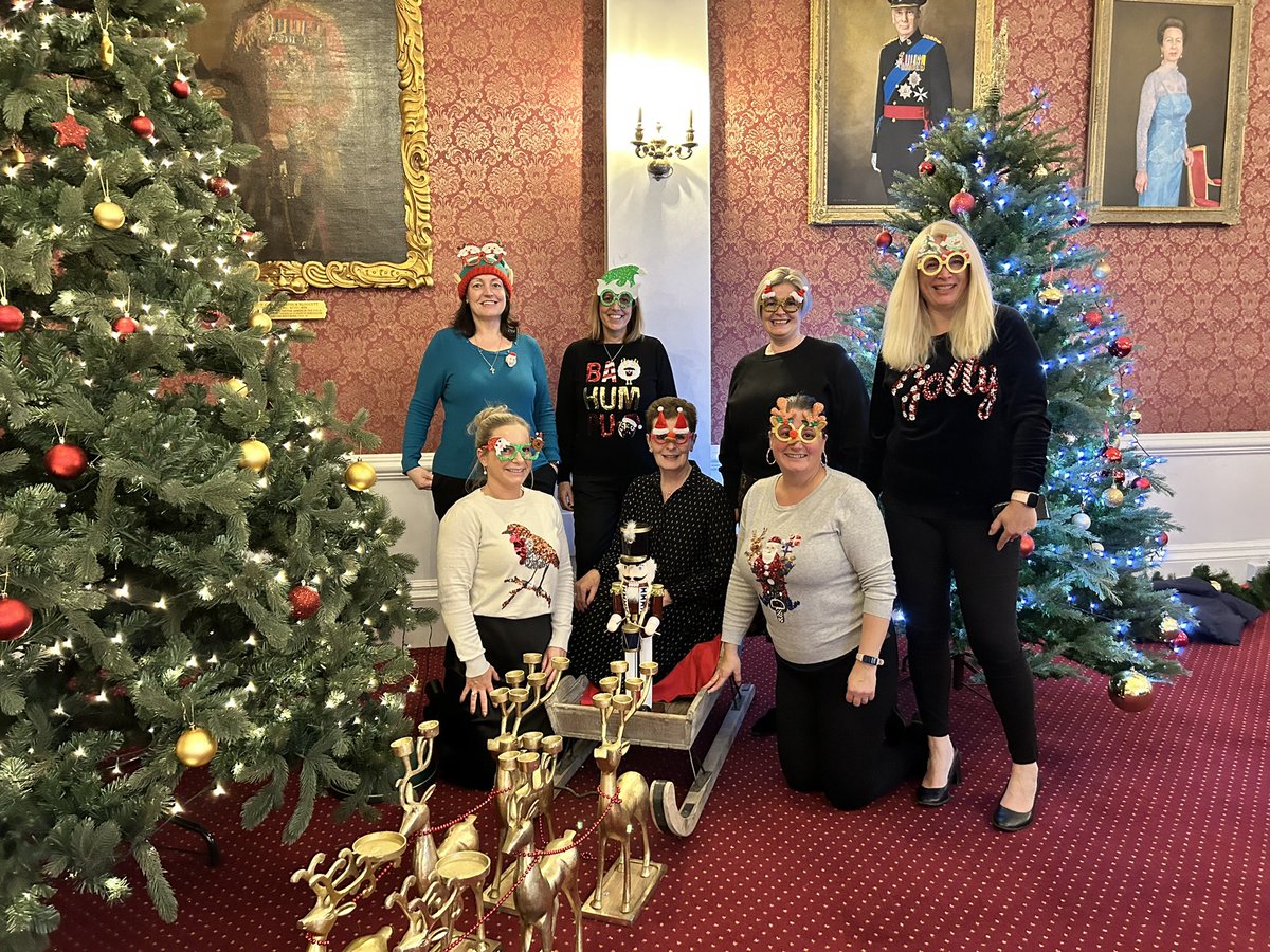 The AMS Regimental Teams of the Associations enjoying some festive fun. It’s been a busy year for everyone and it was great to get together collectively. Merry Christmas @AMSCorpsCol @KDavies30