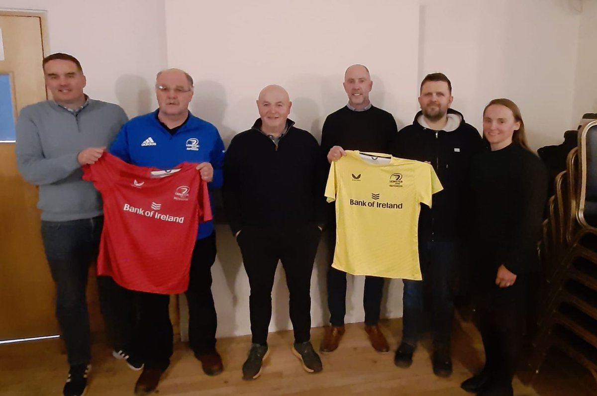 Congratulations to our new North East referees who received their jerseys from NE referee co-ordinator David Jenkins, last night. Best of luck Shane, Alan, Kevin, Stuart & Michelle. It's great to see new referees for the area.