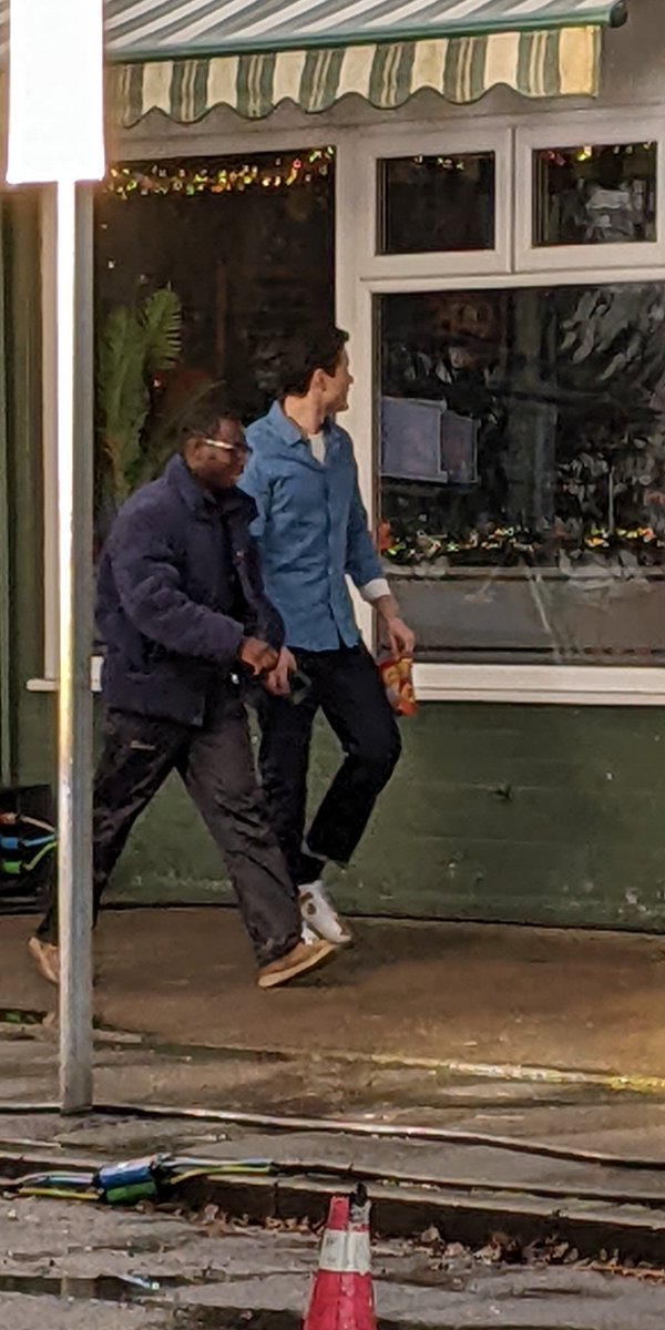 #dwsr A random observation of mine from yesterday's filming... Jonah was wearing the exact same shoes (Grenson Sneaker 67) that Ncuti was wearing as part of his outfit in Newport last week 🤔 

Lazy costume re-use? The doctor passing on fashion trends? Or something more?