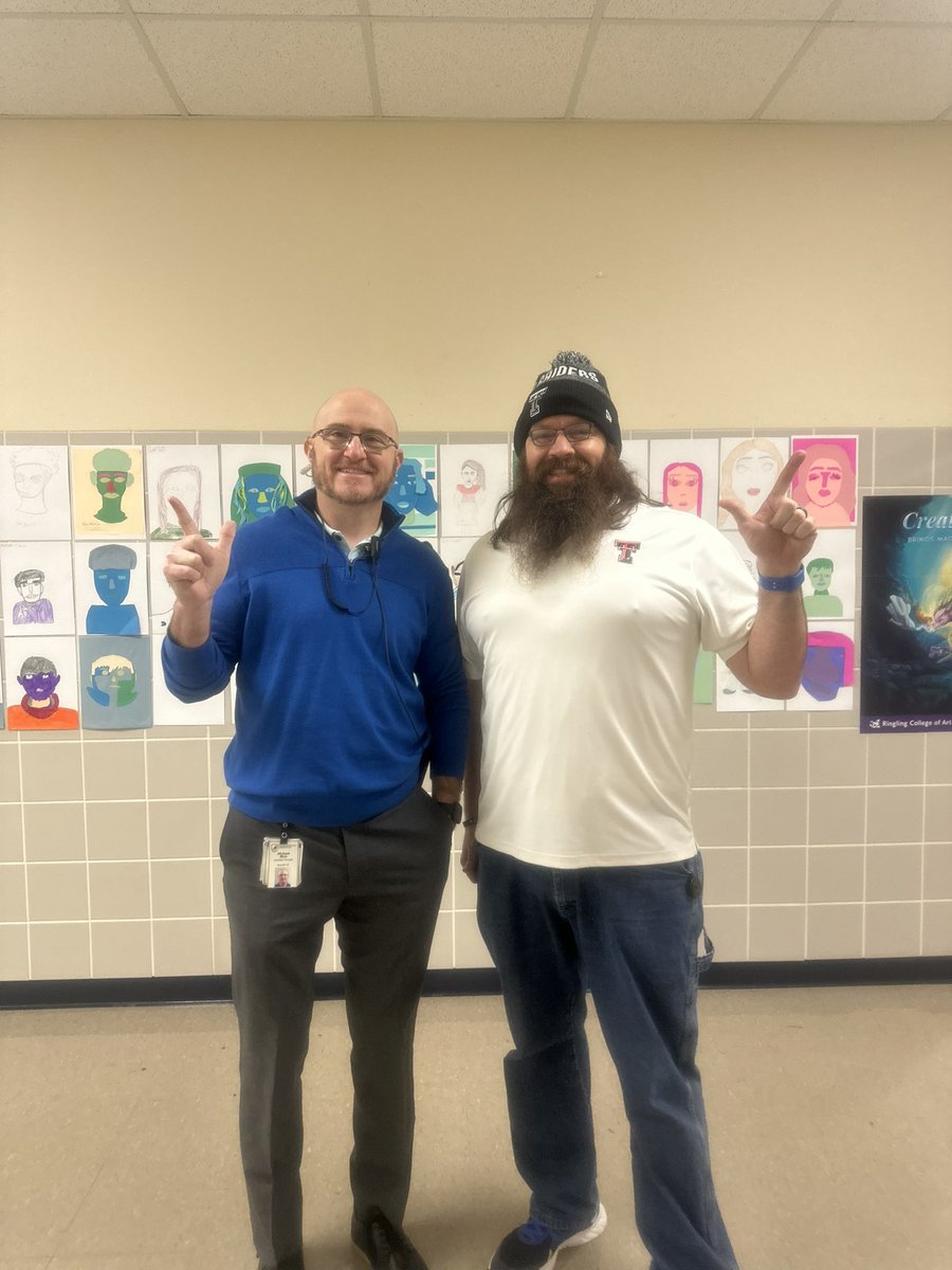 Dress in blue??  I thought it said Dress like Blue…My bad!!  #Bosmas  <a href="/boswellhs/">Boswell High School</a>