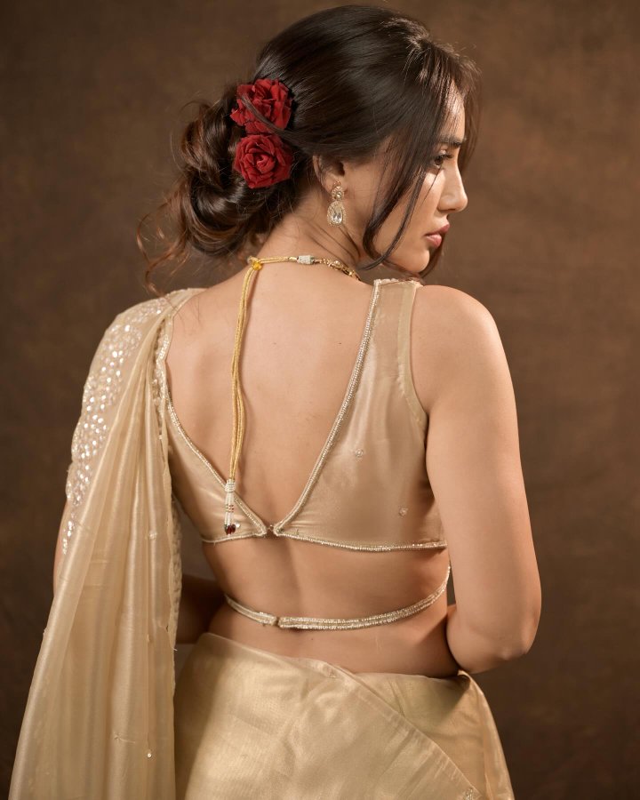 GBPJOKxaYAAejb4?format=jpg&name=900x900