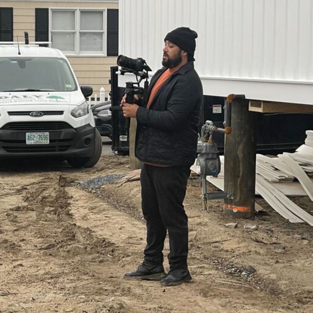 SperlingInterac's tweet image. Our Team braving the cold on location in Salisbury! Got some excellent shots of our clients, stay tuned. #videoteam #videography #marketing #salemma #northshore #photography #goteam