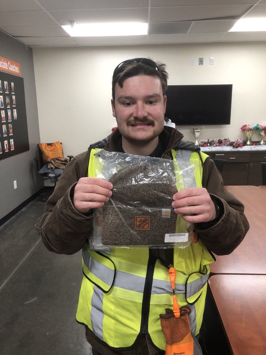 #DreamTeam2217:  Super D (D96) won The PocketGuide 100% Club Monthly Drawing.  Thank you for keeping Training a priority.
