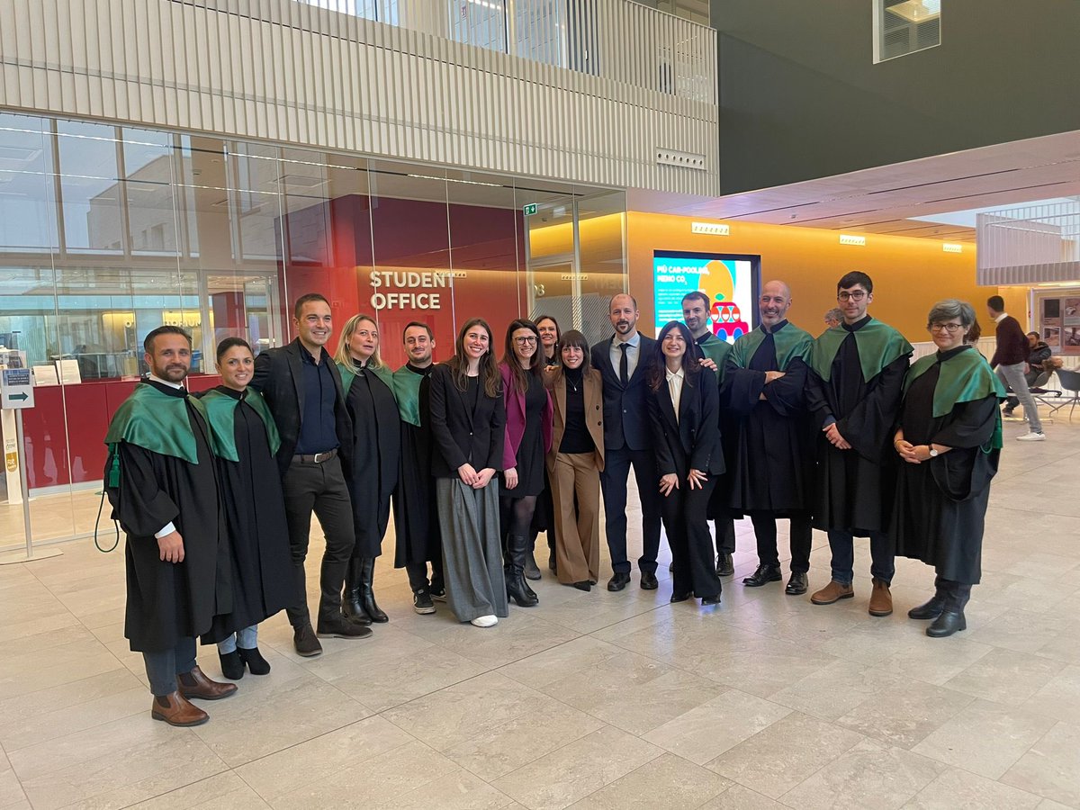 marta scorsetti (@martascorsetti) on Twitter photo Congratulazioni ai 6 candidati tecnici della 2’ edizione del Master di I livello in Tecniche avanzate di radioterapia oncologica, che hanno brillantemente discusso la loro tesi!
#radiationoncology #radiotherapy <a href="/HUNIMED/">Humanitas University</a> <a href="/CiroFranzese1/">Ciro Franzese</a> Congratulazioni ai 6 candidati tecnici della 2’ edizione del Master di I livello in Tecniche avanzate di radioterapia oncologica, che hanno brillantemente discusso la loro tesi!
#radiationoncology #radiotherapy <a href="/HUNIMED/">Humanitas University</a> <a href="/CiroFranzese1/">Ciro Franzese</a>
