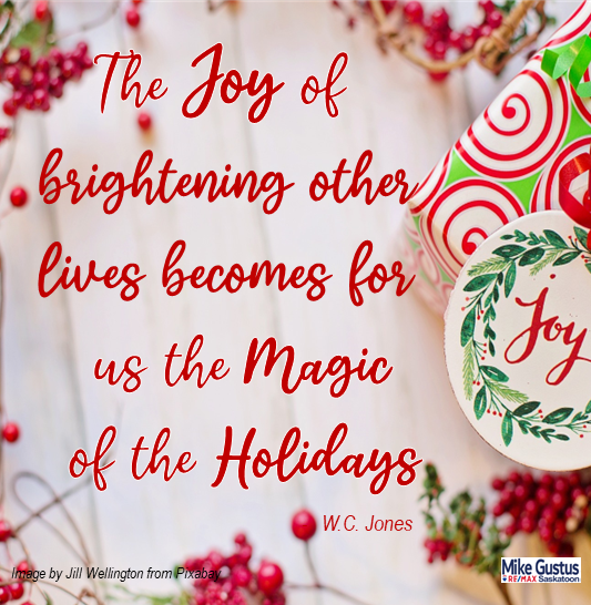 MOTIVATIONAL MONDAY! May you experience the 'Magic of the Holidays' this week! 
Happy Monday!
#MondayMotivation #ChristmasJoy #HolidayMagic #InspirationalQuote #HappyMonday #BrightenLives #Joy #ChristmasInspiration #PositiveThoughts