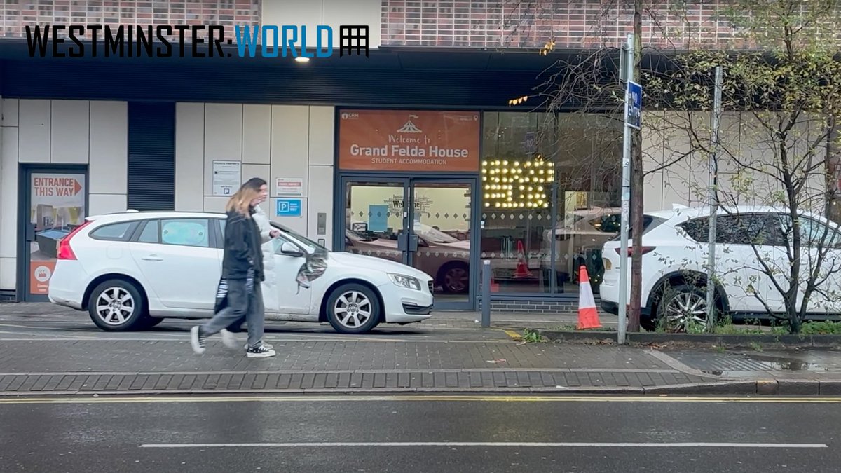 WestWorldUK's tweet photo. London:

Mountains of rubbish bags have piled up outside a student accommodation block in Wembley, sparking fears of a possible rat infestation. 
#LondonNews #StudentAccommodation https://t.co/3c7BlDA3lr