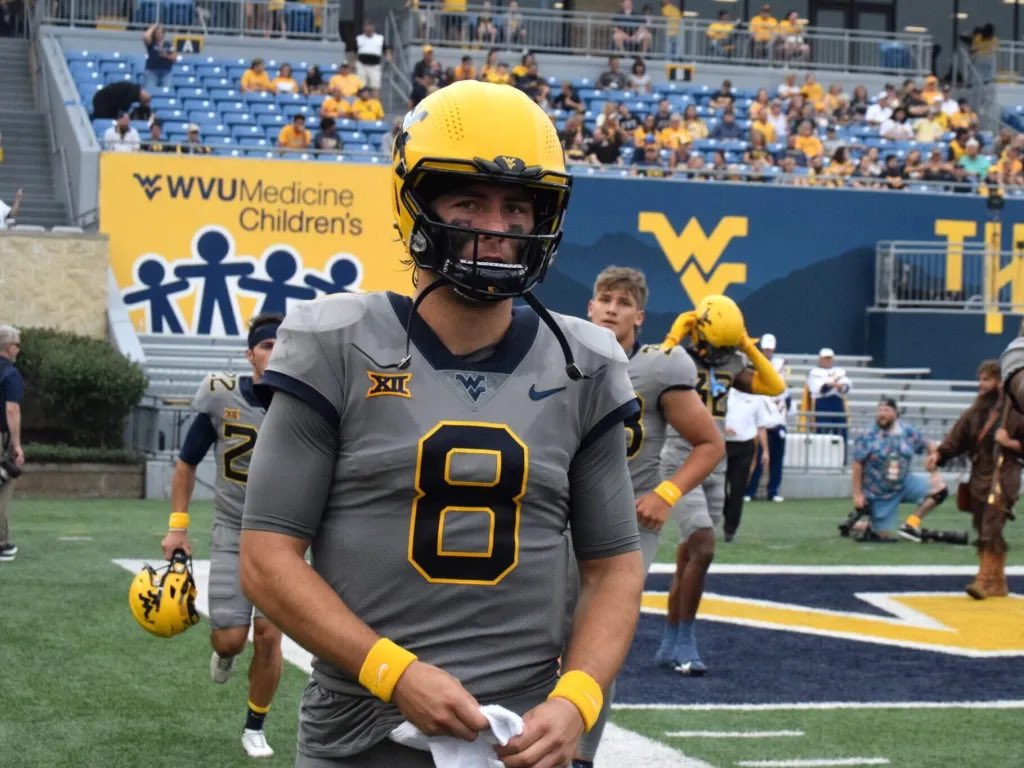 WVU QB Nicco Marchiol (@MarchiolNicco) Promoting Fundraiser to Help Fight of Sick Young Man wvsportsnow.com/wvu-qb-nicco-m…