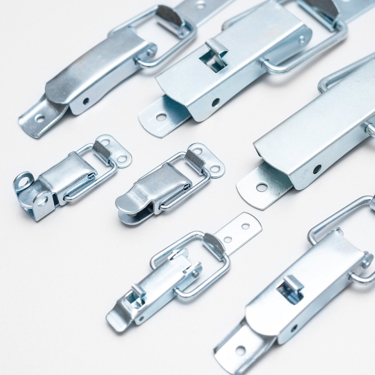 GmbhGoebel's tweet image. GOEBEL toggle #latches in many material qualities, with spring locking and with out. They can be found in #insulation applications and other industries. If you are looking #toggle #fasteners please get in touch with us.