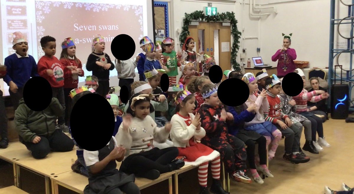 The best way to spread Christmas cheer is singing loud for all to hear! Well done to the fabulous festive friends in Year 1 for their amazing Christmas concert! Tomorrow, they will perform for Diamond House. Friday, they will perform to parents! 🎄