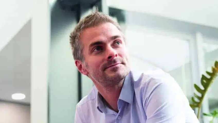 L’<a href="/ademe/">ADEME</a> publie un guide sur la #FinanceDurable pour les particuliers et les professionnels. 
📌 Que peut faire l’épargnant engagé  ? 
Décrypatge avec Mathieu Garnero, Directeur du projet Life Finance ClimAct dans l’#ADEMEMagazine 👉infos.ademe.fr/magazine-decem…