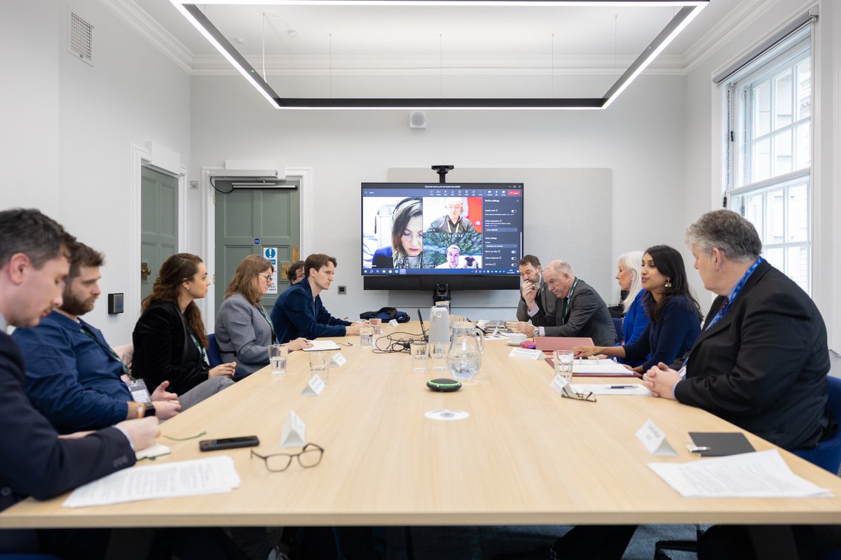 Yesterday I met entrepreneurs in offshore wind, hydrogen, CCUS, nuclear &amp; solar who are paving the way to the jobs of the future. 

Thank you <a href="/supercritical_s/">Supercritical Solutions</a> <a href="/h2gopower/">H2GO Power</a> <a href="/ActBlade/">ACT Blade</a> <a href="/MissionZeroTech/">Mission Zero Technologies</a> <a href="/8riverscapital/">8 Rivers</a> @CCmTechUK <a href="/FLFusion/">First Light Fusion</a> <a href="/EnergySysCat/">Energy Systems Catapult</a> <a href="/CleanGrowthFund/">CleanGrowthFund</a> <a href="/OxfordPV/">Oxford PV</a> 🙏🏾