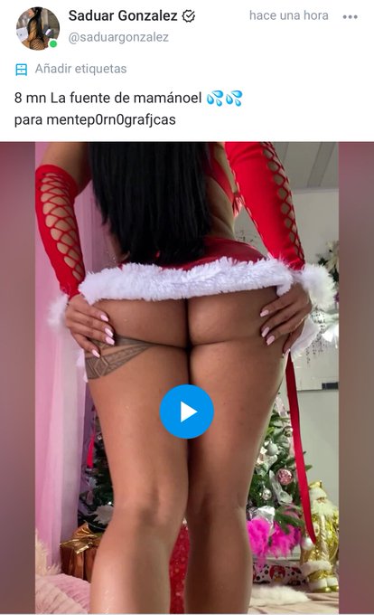 Mam&aacute; Noel  est&aacute; muy h&uacute;meda https://t.co/J7F79nUBP4 https://t.co/6tHvLEgEDT