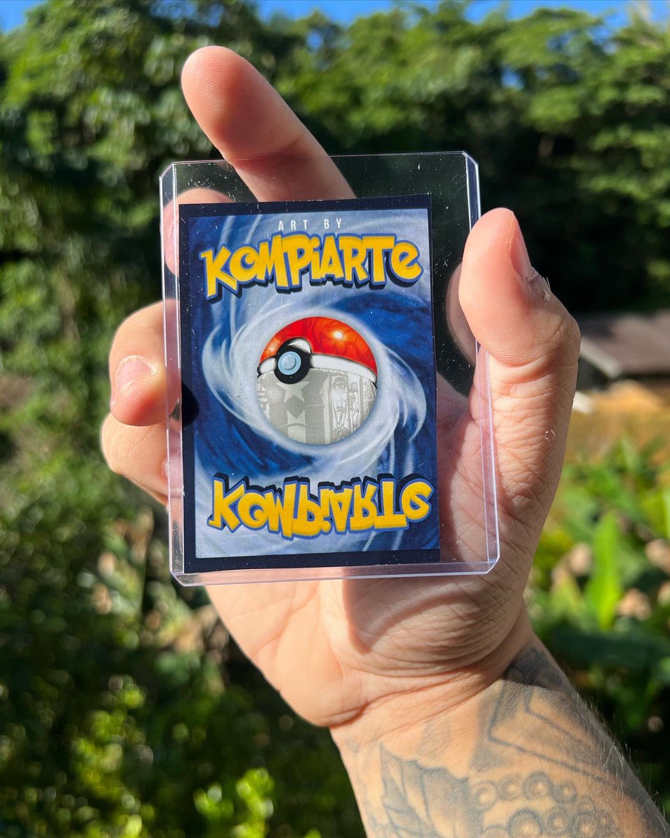 kompiarte's tweet photo. Gracias a todos quienes consiguieron su figura ayer, todas las copias se vendieron y se estarán enviando esta semana. Aquí les comparto el arte de las cartas que realice para @eladiocarry_on 🎨⭐️ https://t.co/Bf9KLOSCoD