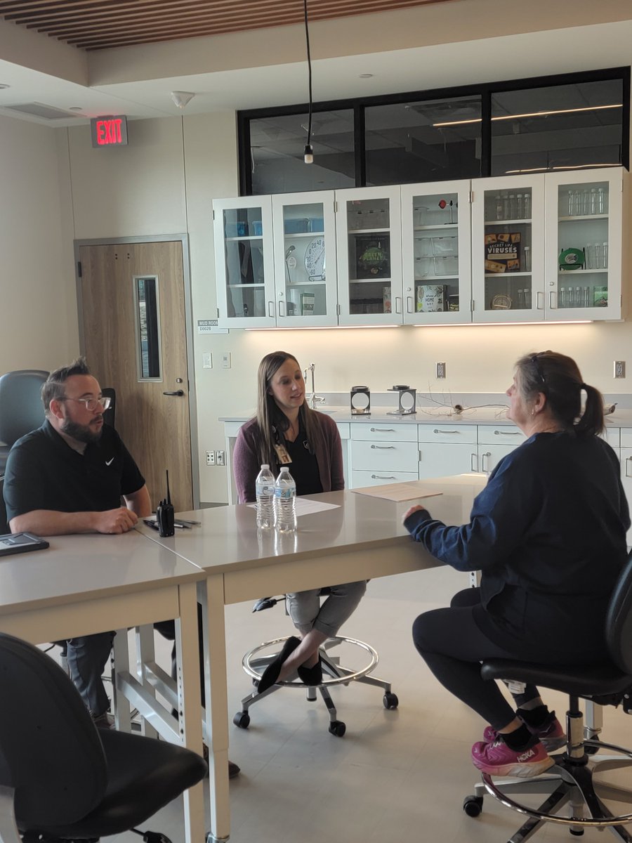 emsisdHR tweet media