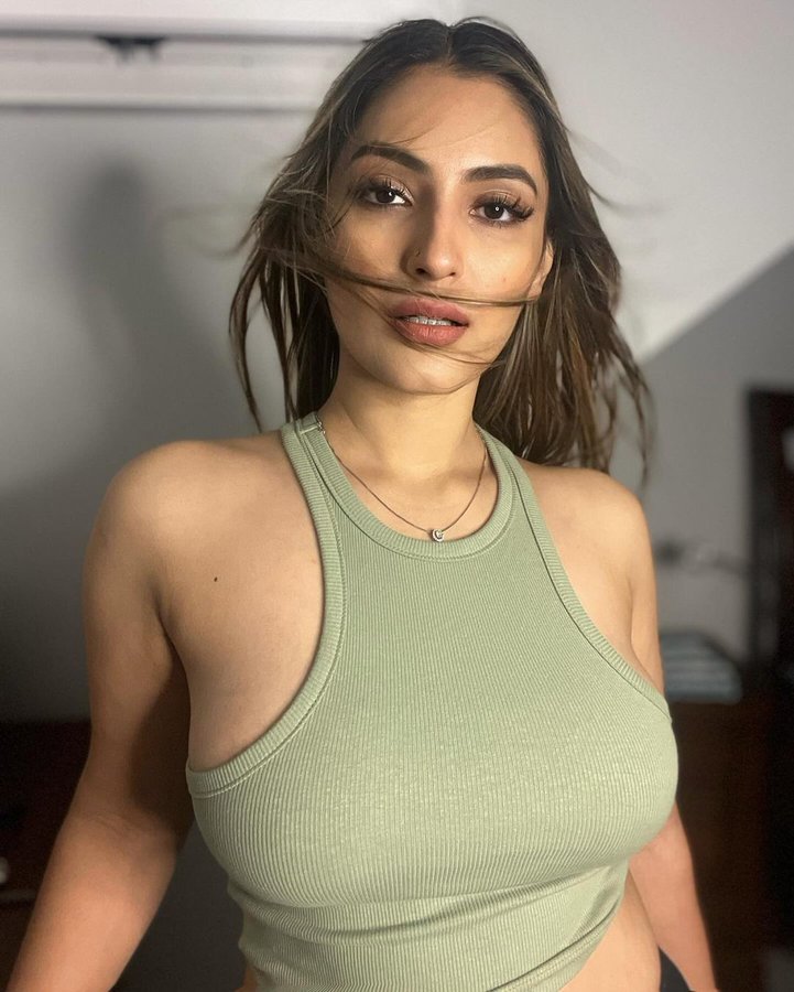 GBPZnb6bUAAoAvx?format=jpg&name=900x900