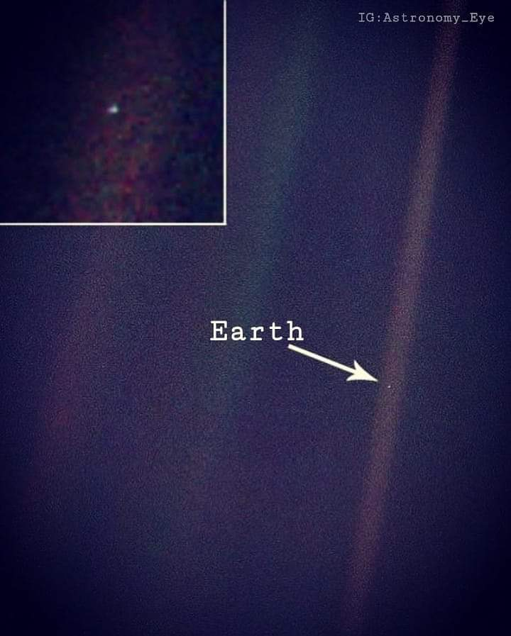 An image of the earth 🌎 taken from the probe Voyager 1 🛰 as it was leaving the solar system from about 6 billion kilometres away. It’s humbling to think that all of human history has taken place on that wonderful pale blue, fragile dot. ❤️